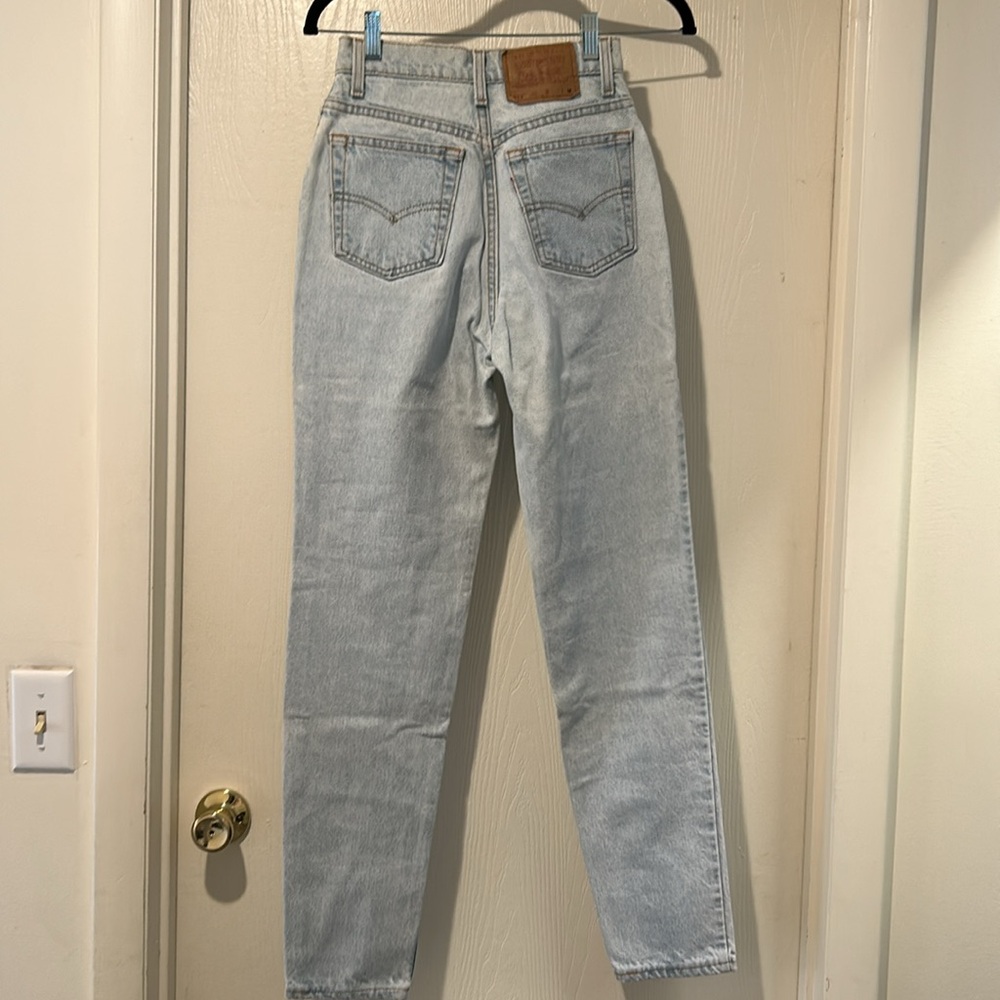Ladies vintage Levi jeans slim fit high waisted - Picture 2 of 9